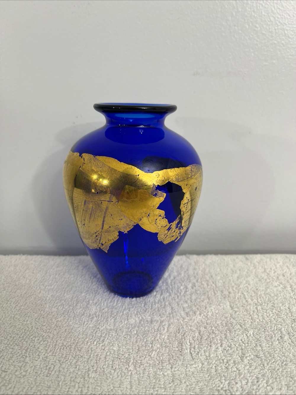 Vitrix Hot Glass Studio Cobalt and Gold Bud Vase NY Art Glass Beautiful Bud Vase - Picture 3 of 14